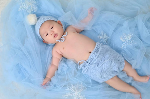 永新两个半月宝宝发育标准 永新两个半月宝宝发育标准